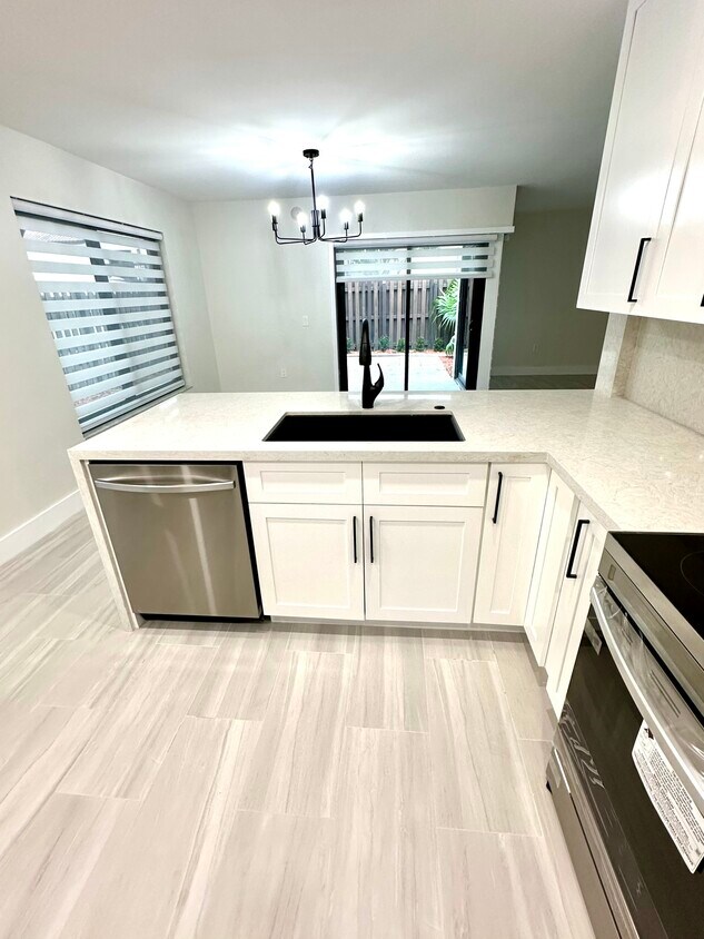 Primary Photo - 11034 SW 132nd Ct