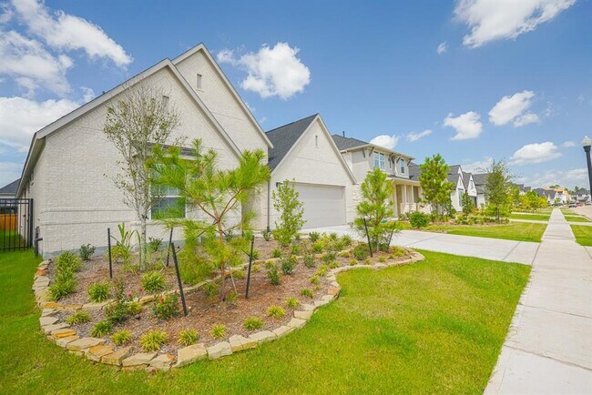Building Photo - 28156 Graywood Dr