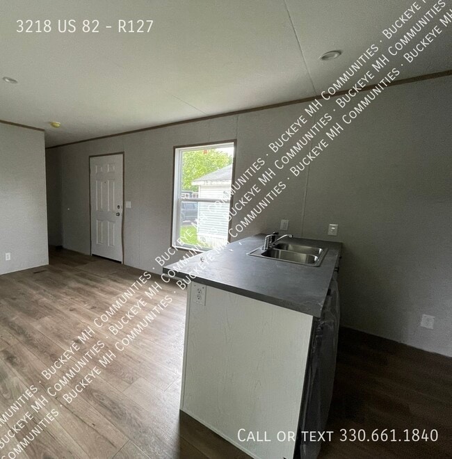 Building Photo - 3218 OH-82