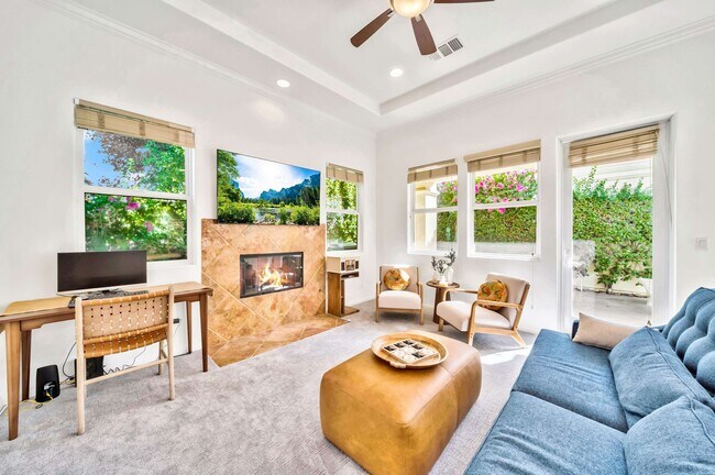 Building Photo - 57410 Via Vista