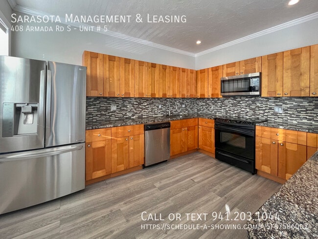 Building Photo - 408 Armada Rd S