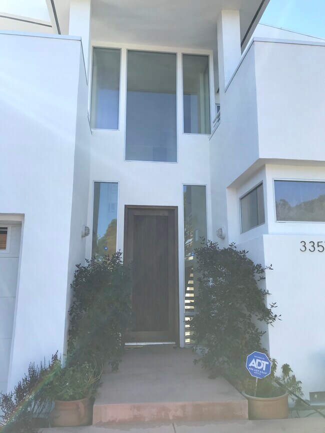 Foto del edificio - 3357 Moore St