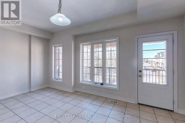 Photo du bâtiment - 48 Battista Perri Dr