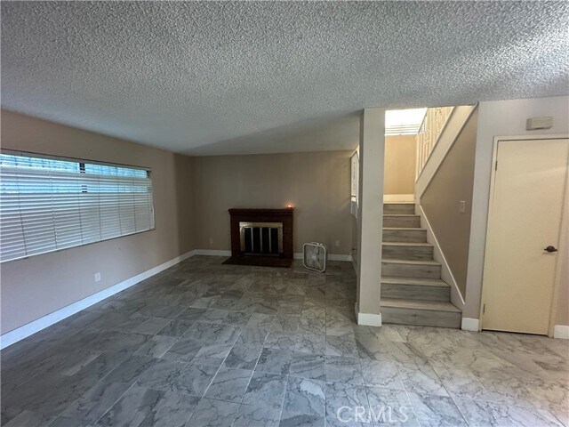 Foto del edificio - 551 Tullock St