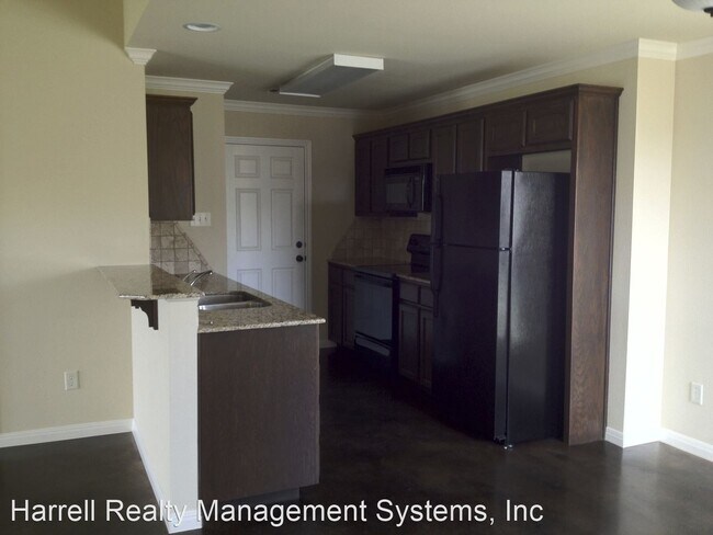 Building Photo - 3 br, 2 bath House - 621 Park Wood