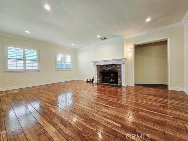 Foto del edificio - 512 N San Marino Ave