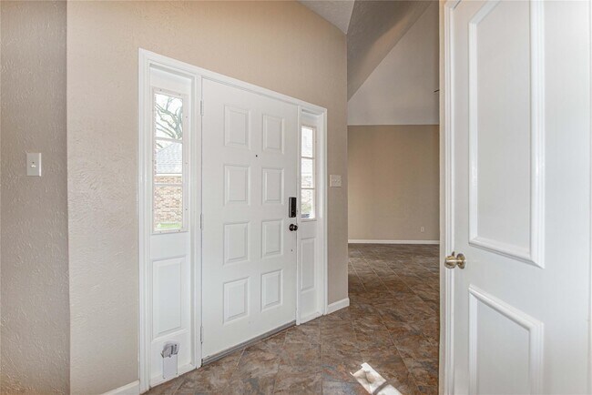 Foto del edificio - 10131 Wayward Wind Ln