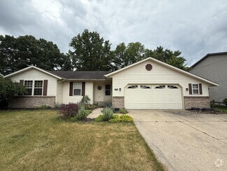 Building Photo - 1662 Klaver St SW