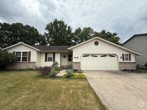 Building Photo - 1662 Klaver St SW