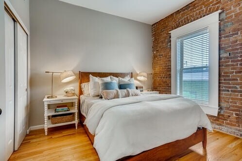 Foto del edificio - 1425 N Washington St