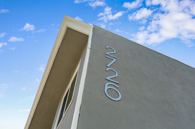 Foto del edificio - 2726 Alsace Ave