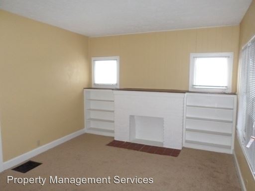 Primary Photo - 807 Carlyle Pl