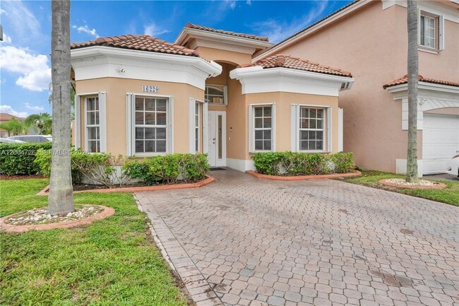 Building Photo - 16220 SW 101st Terrace