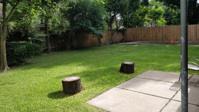 Building Photo - 0000 Beverly Hill St