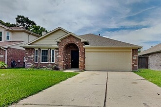 Building Photo - 2815 Fox Mountain Dr