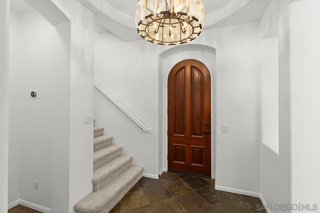 Building Photo - 11370 W San Raphael