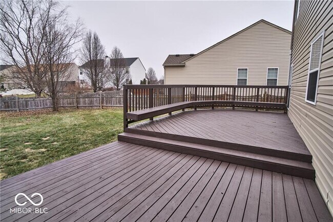 Foto del edificio - 11080 McDowell Dr