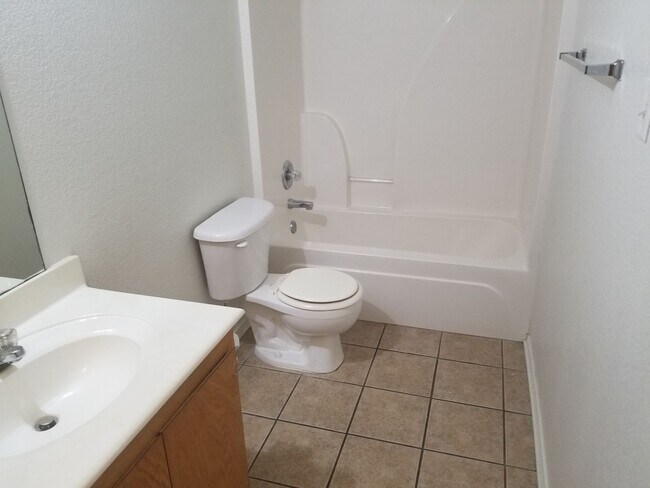 Building Photo - 312 Jeff Gordon Dr