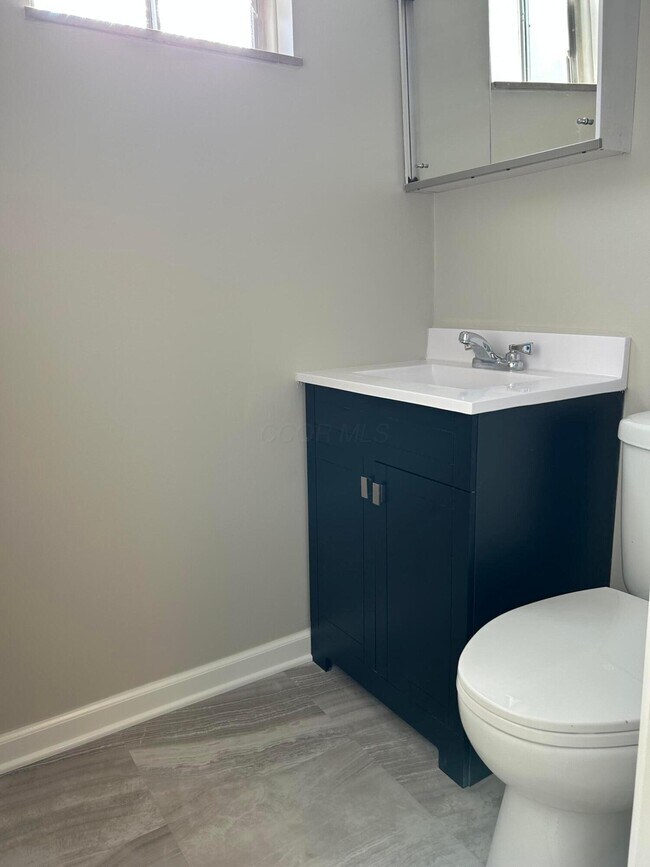 Foto del edificio - 1775 Hansen Ave