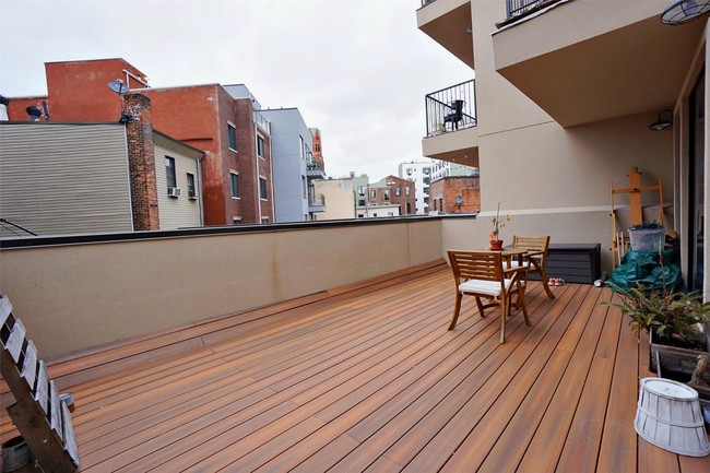 Building Photo - 1611 Myrtle Avenue - 2R
