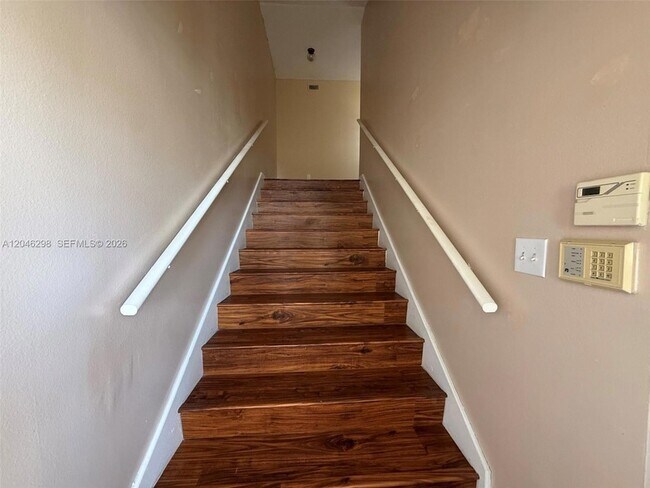 Foto del edificio - 2512 SE 19th Pl