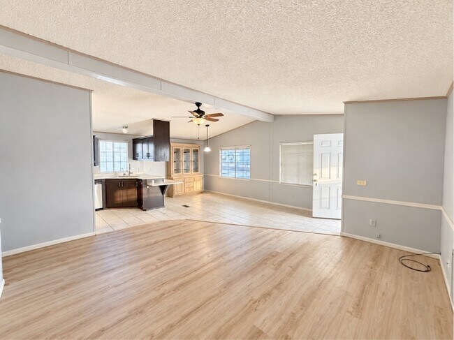 Foto del edificio - 530 Havasu Ln