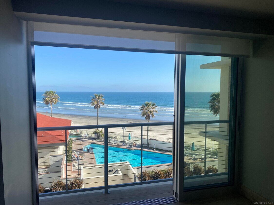 1720 Avenida Del Mundo Unit 305, Coronado, CA 92118 Condo for Rent in Coronado, CA