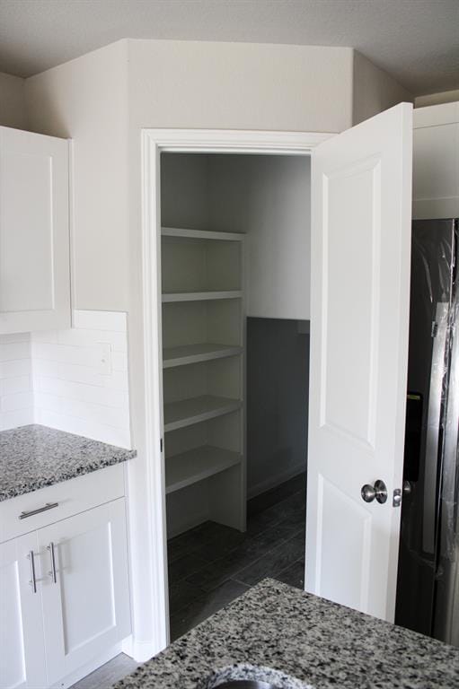 Foto del edificio - 9014 Intervale St