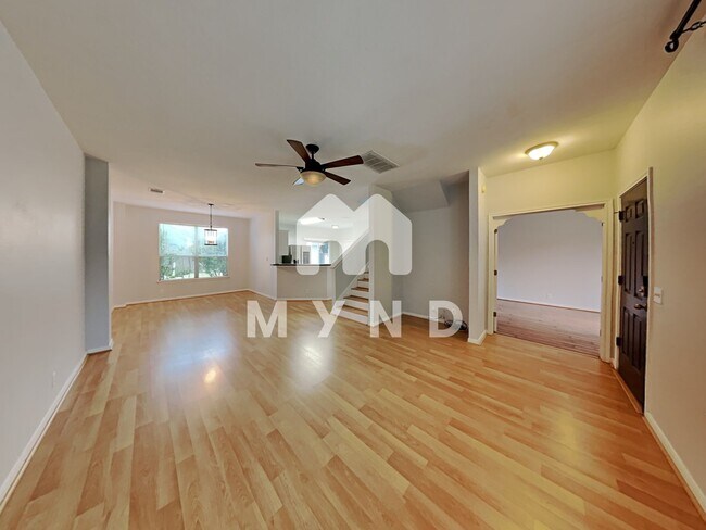 Building Photo - 236 Tobin Dr