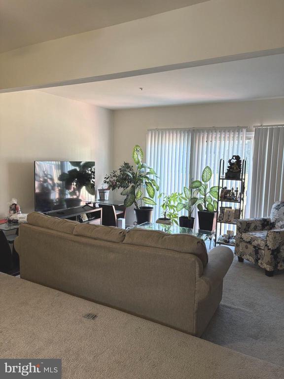 Building Photo - 37 Joyceton Way