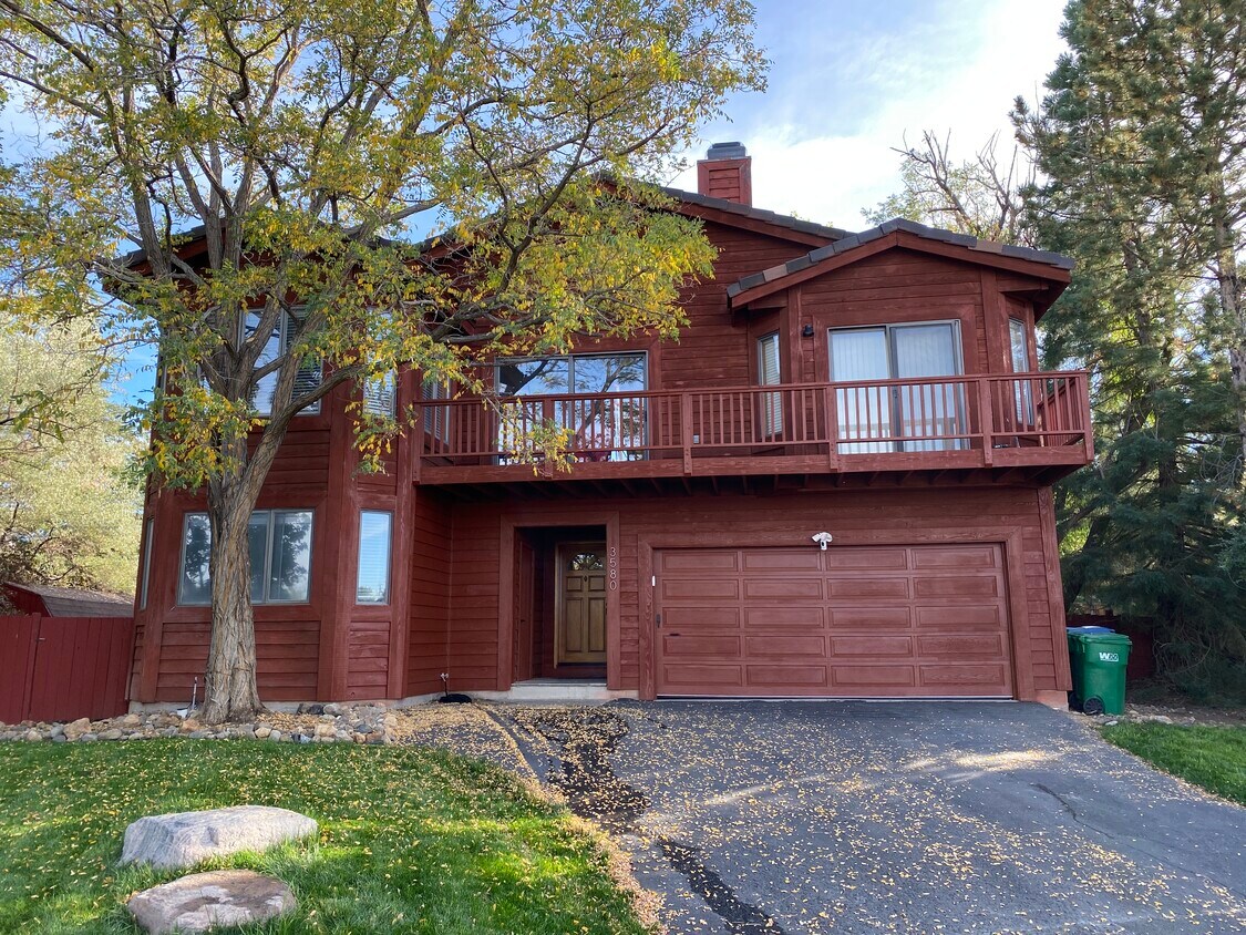 Foto principal - 3580 Skyline View Dr