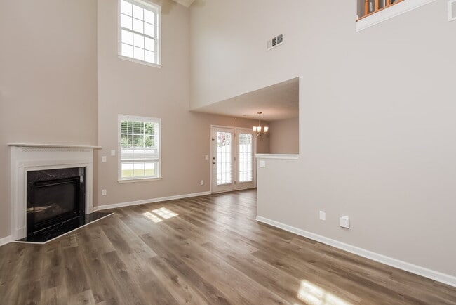 Building Photo - 5995 Mountain Top Pl