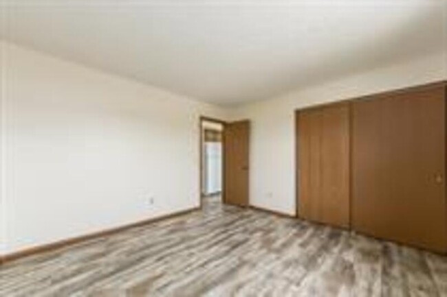 Foto del edificio - 1177 Hebron Rd