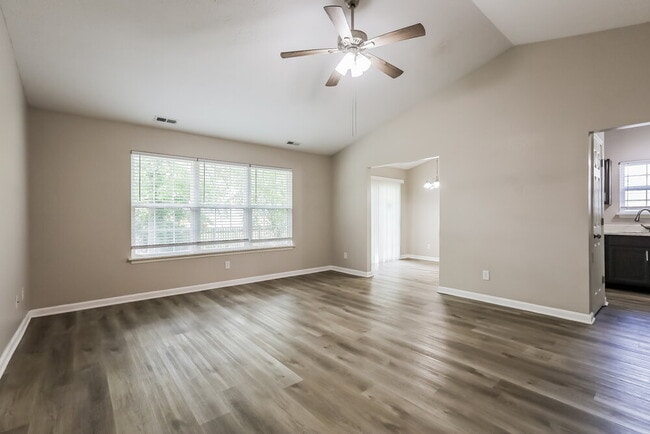 Building Photo - 6114 King Lear Ct