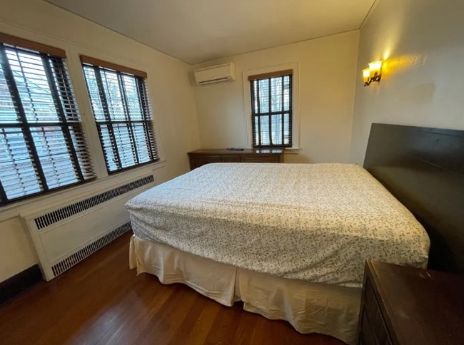 Foto del edificio - 459 Irving Ave