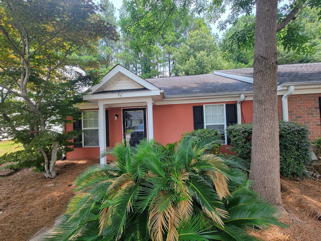 Foto principal - Montclair - Richmond County