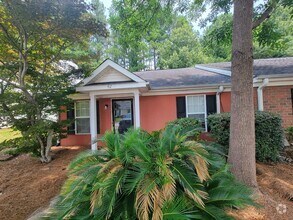Building Photo - 42 Charlestowne Dr