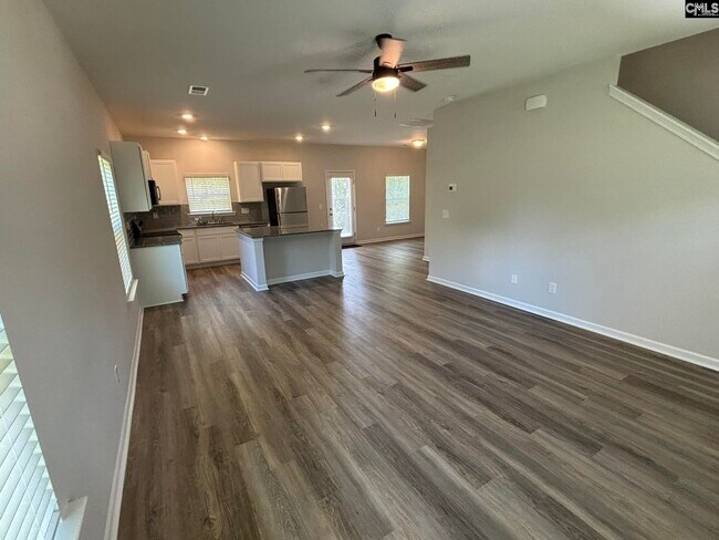 Building Photo - 366 Rabon Rd