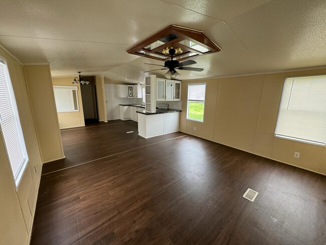 Foto del edificio - 2800 Katy Hockley Cut Off Rd