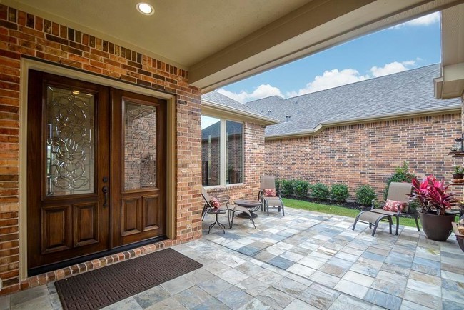 Building Photo - 17818 Hayward Hill Dr