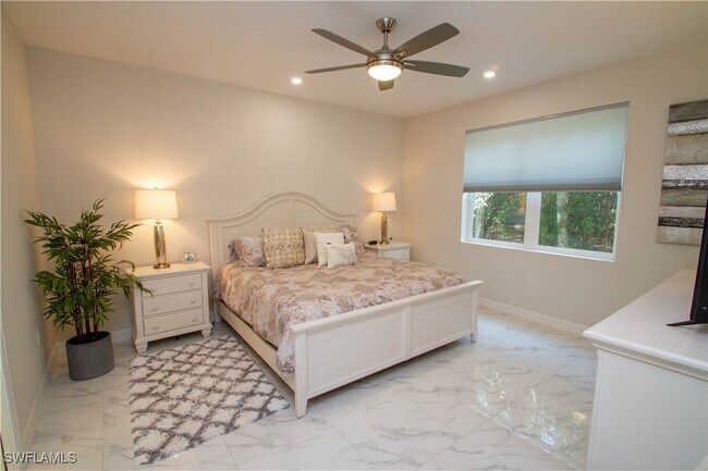 Foto del edificio - 244 Indies Dr E