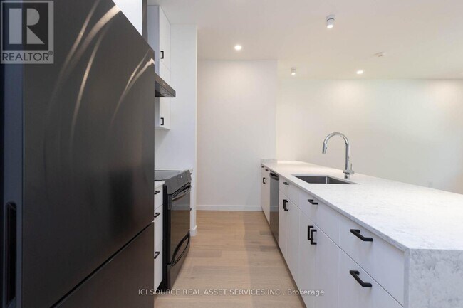 Building Photo - 60 Jones Ave