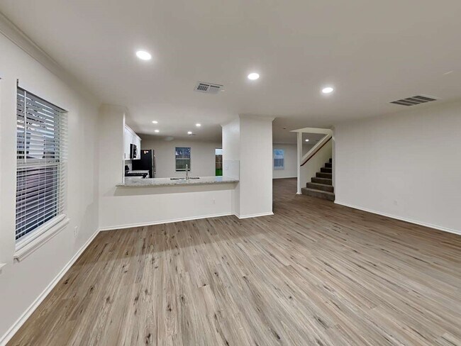 Foto del edificio - 19814 Rustic Lake Ln