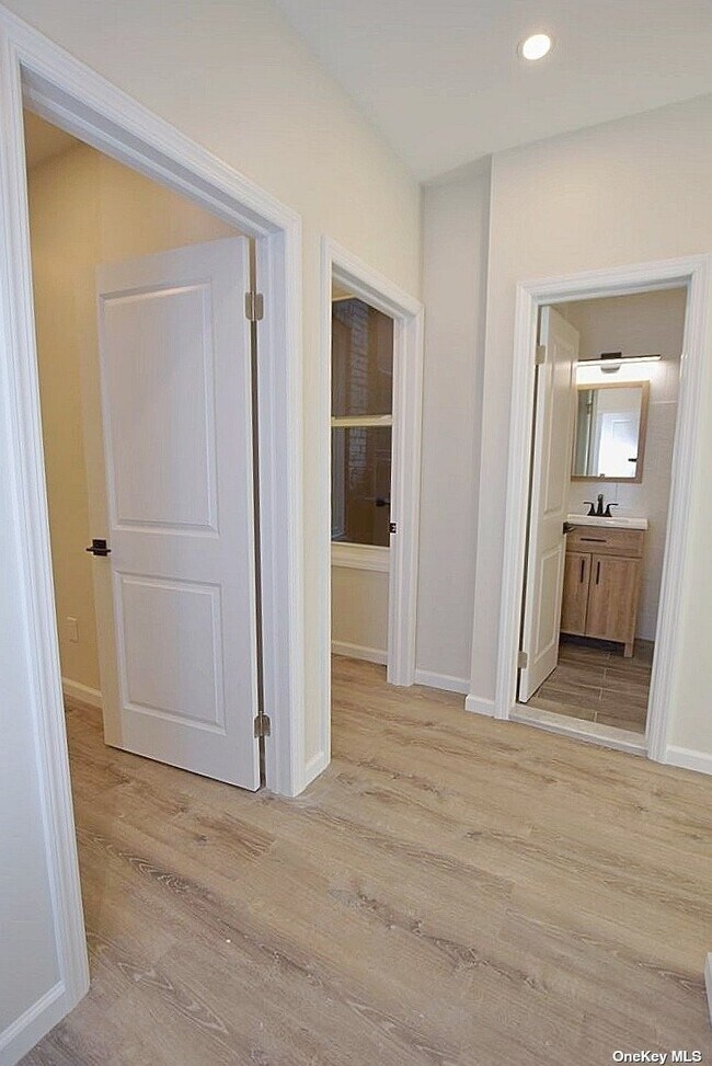 Foto del edificio - 39-31 47th Ave