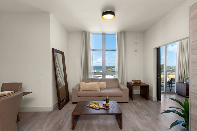Foto del edificio - 777 N Ocean Dr