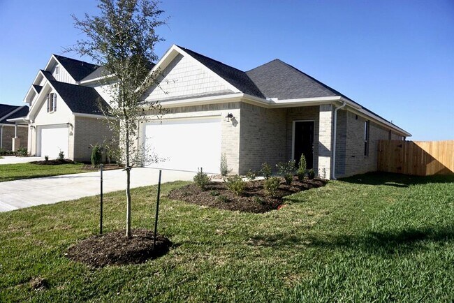 Building Photo - 7818 Grandstand Pky