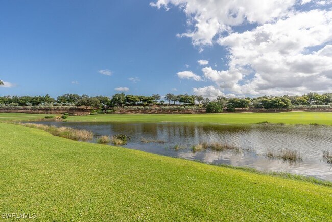Foto del edificio - 16444 Carrara Way