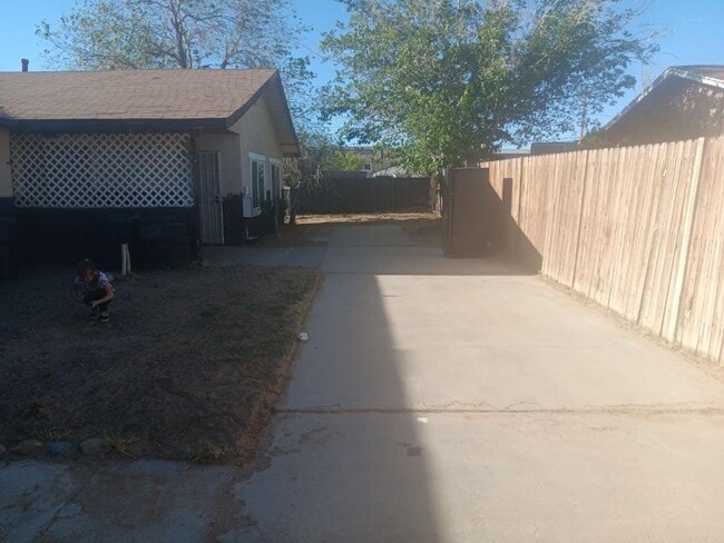 Building Photo - 11560 Sage St