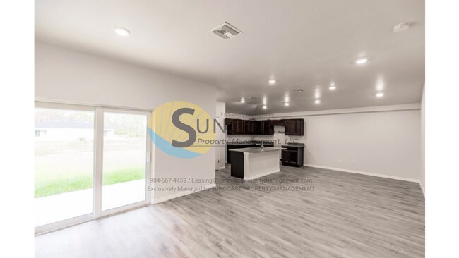 Foto del edificio - AVAILABLE NOW! Gorgeous 2/2 Duplex for Ren...