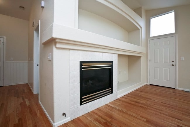 Building Photo - 4107 S Riviera St